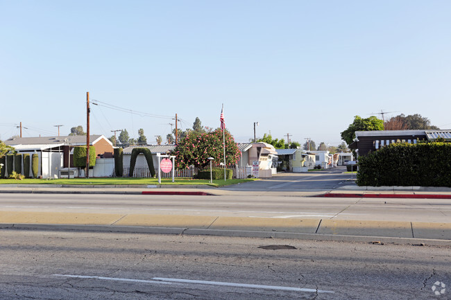 Primary Photo - Hacienda Mobile Home Park