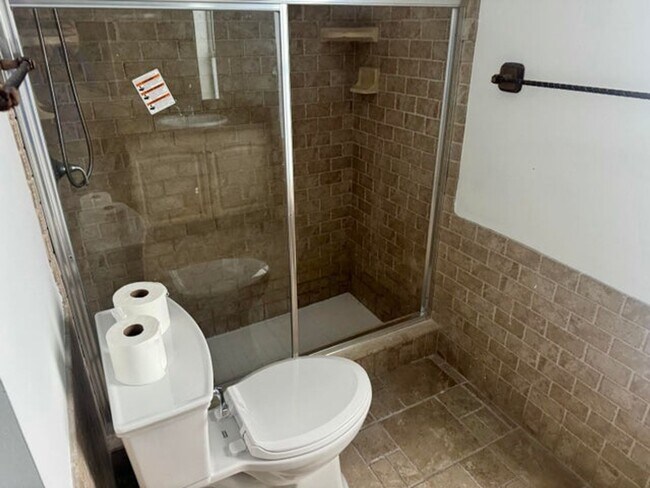 Building Photo - 4735 Blue Pine Cir