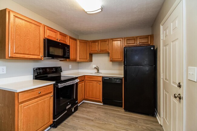 Building Photo - 2767 Bardwell Rd