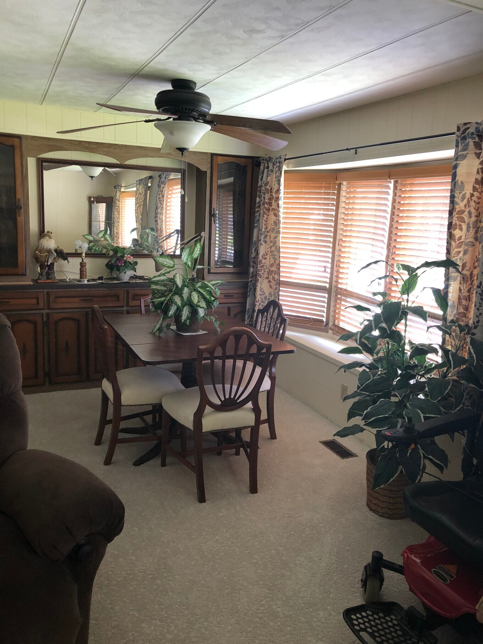 Building Photo - 110 Kon Tiki Ter