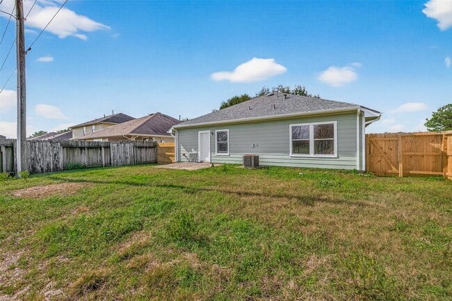 Building Photo - 9418 Belleclaire Ln