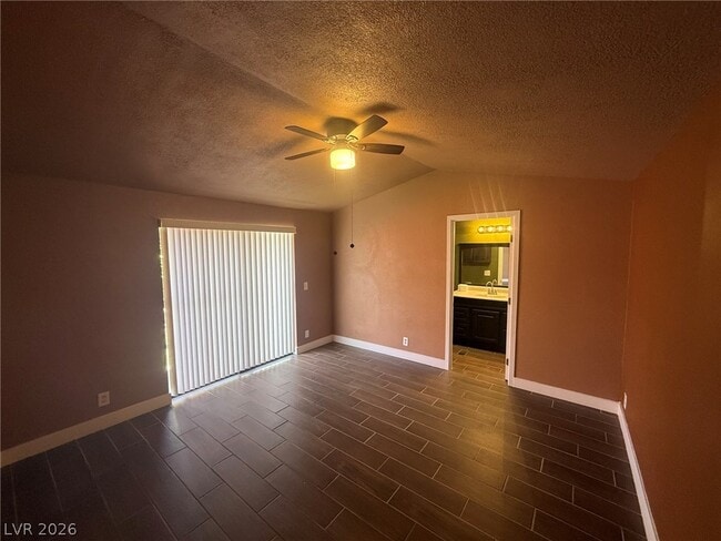 Building Photo - 5533 Wheatfield Dr