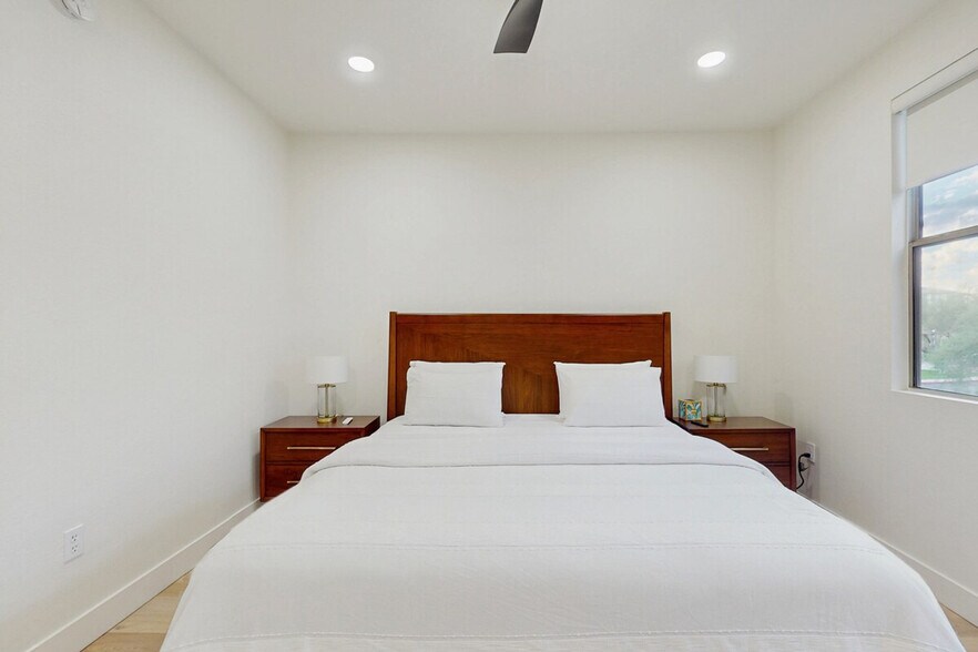 Building Photo - 19777 N 76th St