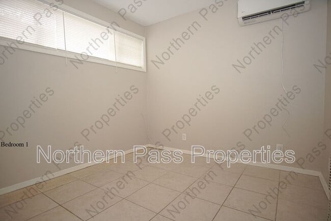 Building Photo - 402 Mississippi Ave