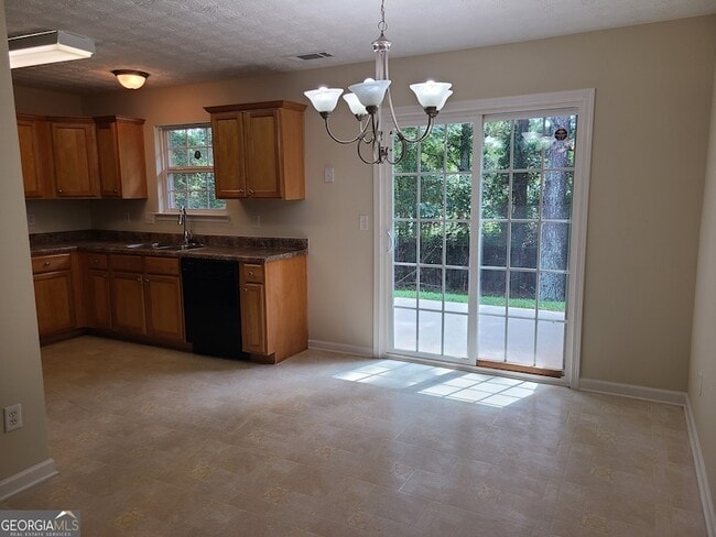 Building Photo - 1005 Magnolia Gardens Walk