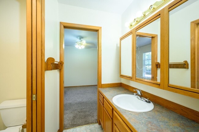 Building Photo - EDD1411