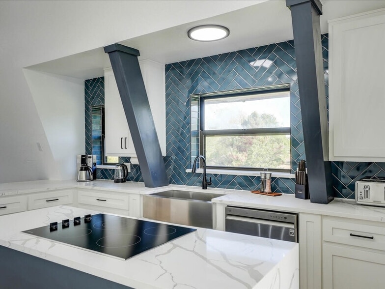 Building Photo - 211 Goodson Way