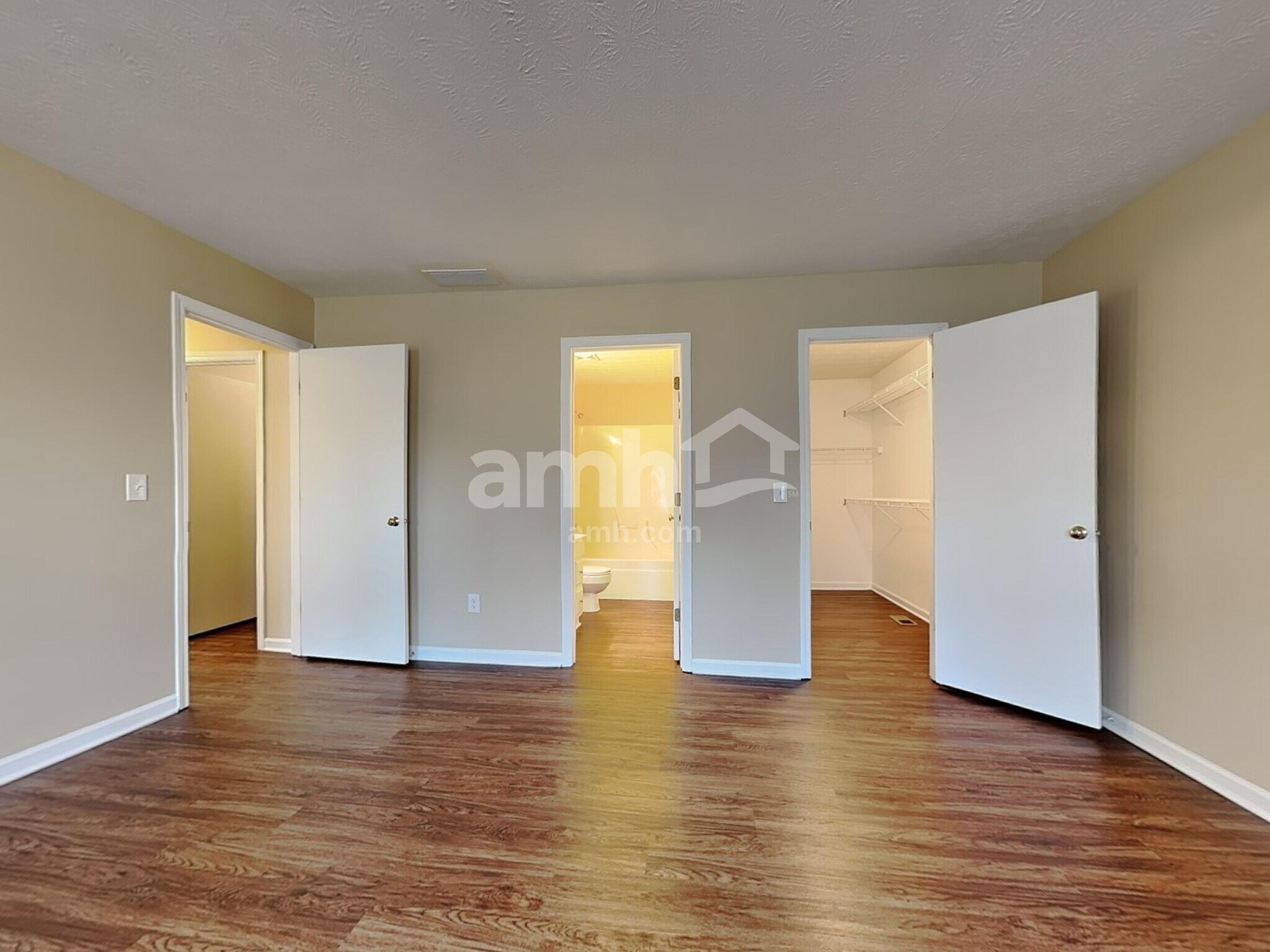 Building Photo - 420 Randy Ln