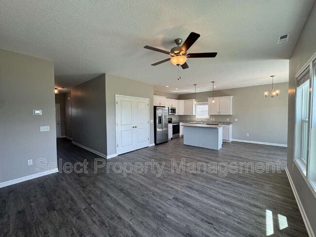 Building Photo - 8793 Elmont Cv