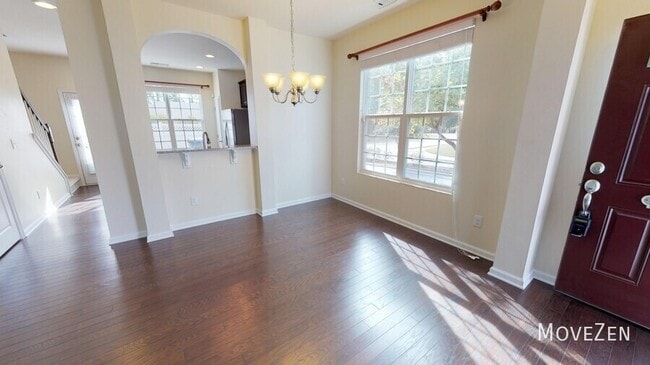 Building Photo - 804 Cupola Dr