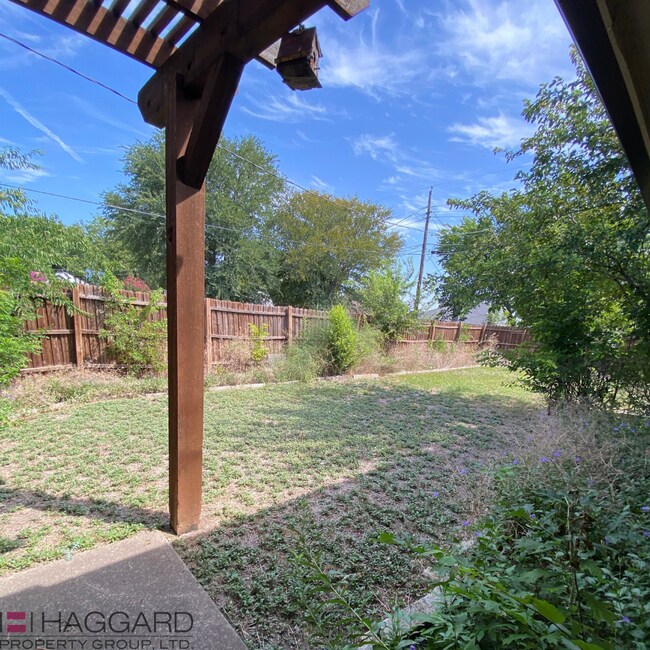 Building Photo - Spacious Home Available in Frisco