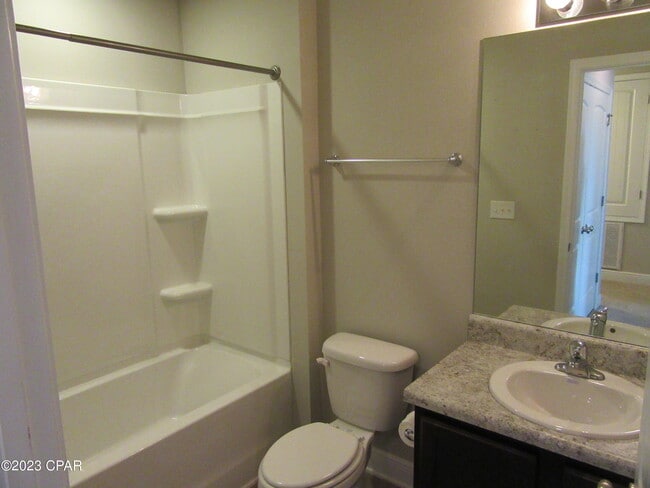 Building Photo - 5716 Callaway Cir