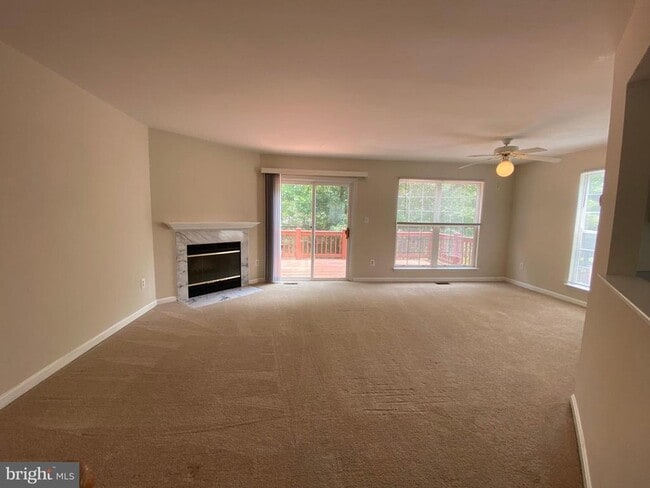 Building Photo - 6555 Kelsey Point Cir