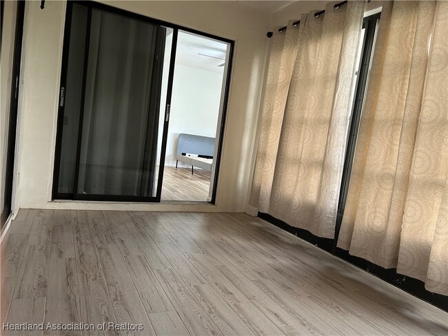 Building Photo - 603 Manor Cir