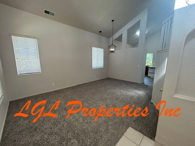 Building Photo - 4116 Woodwillow Ln