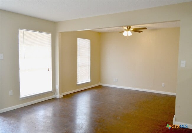 Building Photo - 1501 Bluffdale St