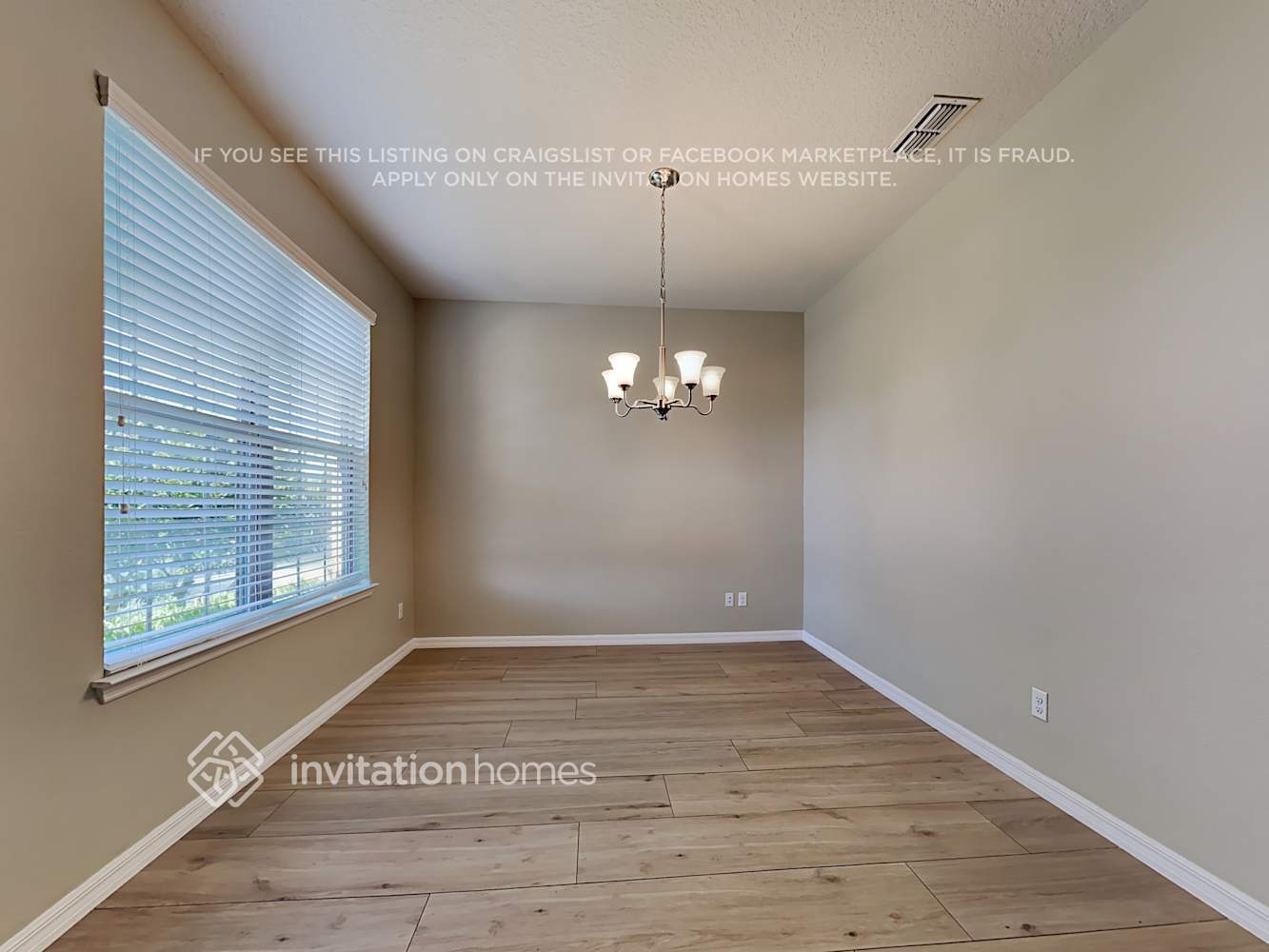 Building Photo - 21321 Sorraia Cv