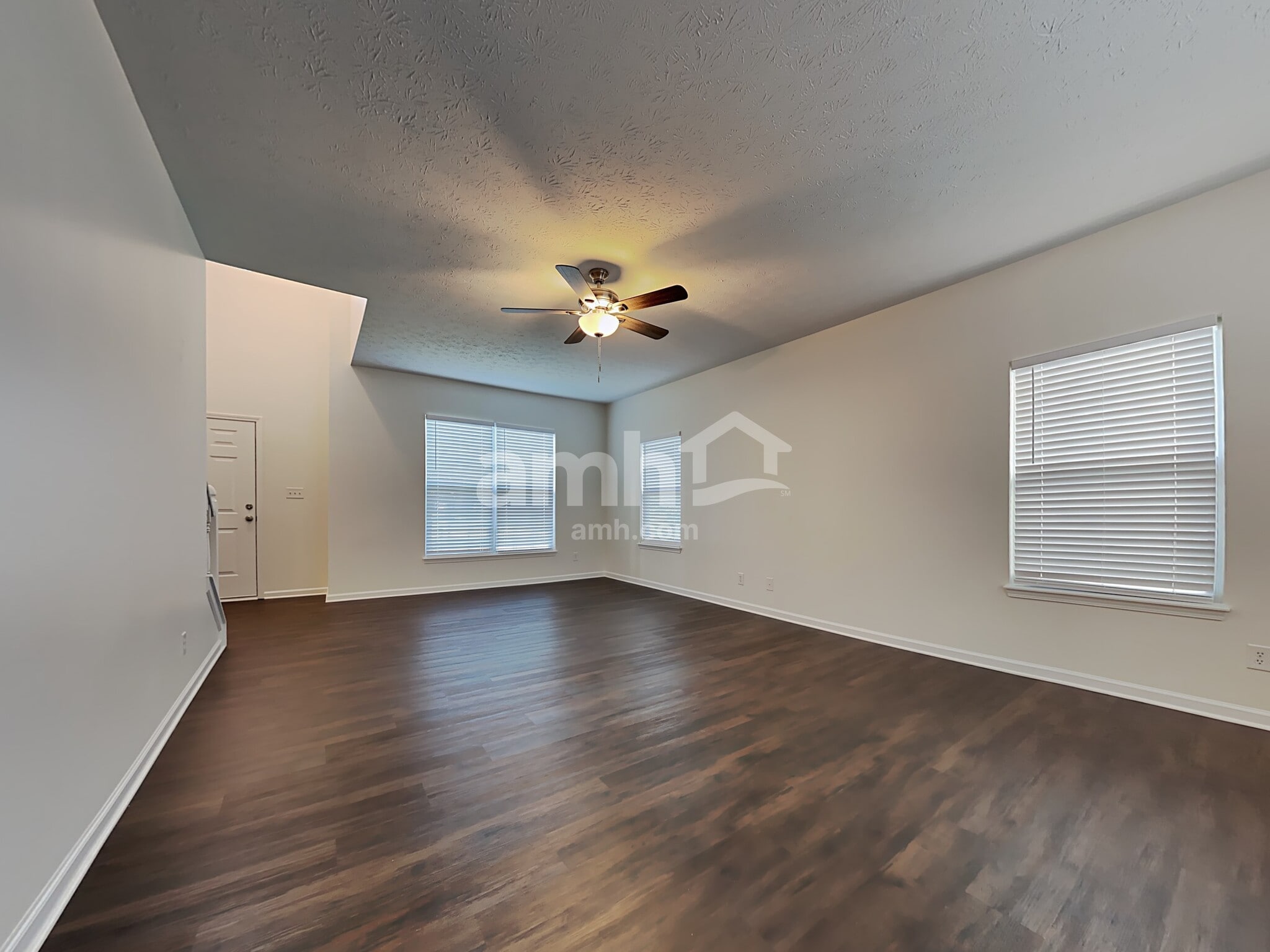 Building Photo - 13139 N Elster Way