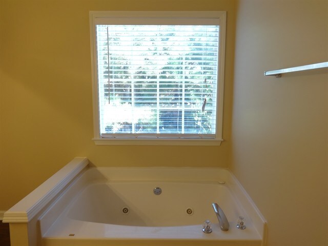 Building Photo - 2523 Davenham Ln