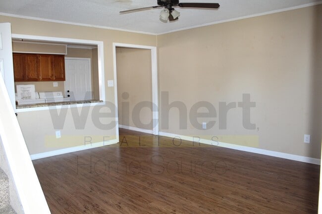 Building Photo - 604 N 13th St