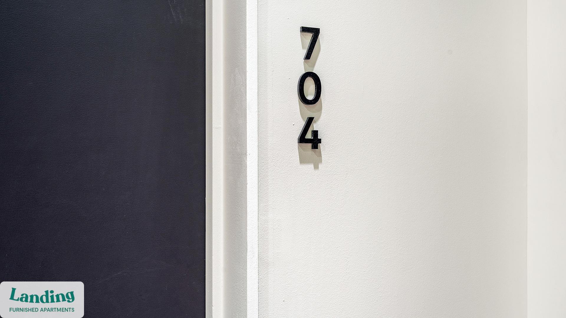 Building Photo - 143 E Commerce St