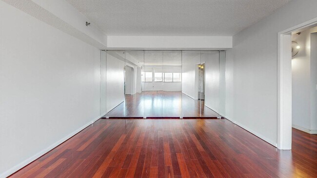 Building Photo - 250 Hammond Pond Pkwy