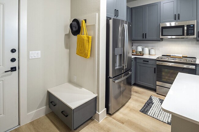 Building Photo - Now 6 Weeks Free Rent in Katy!