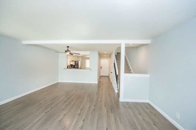 Building Photo - Huntington Beach Townhome