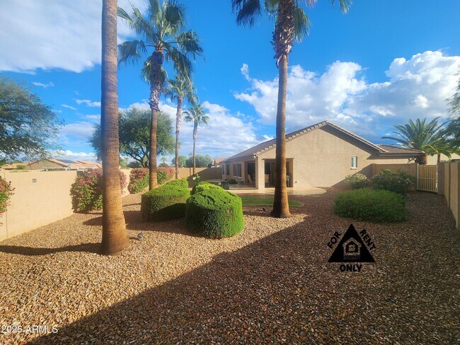 Building Photo - 14750 W Avalon Dr