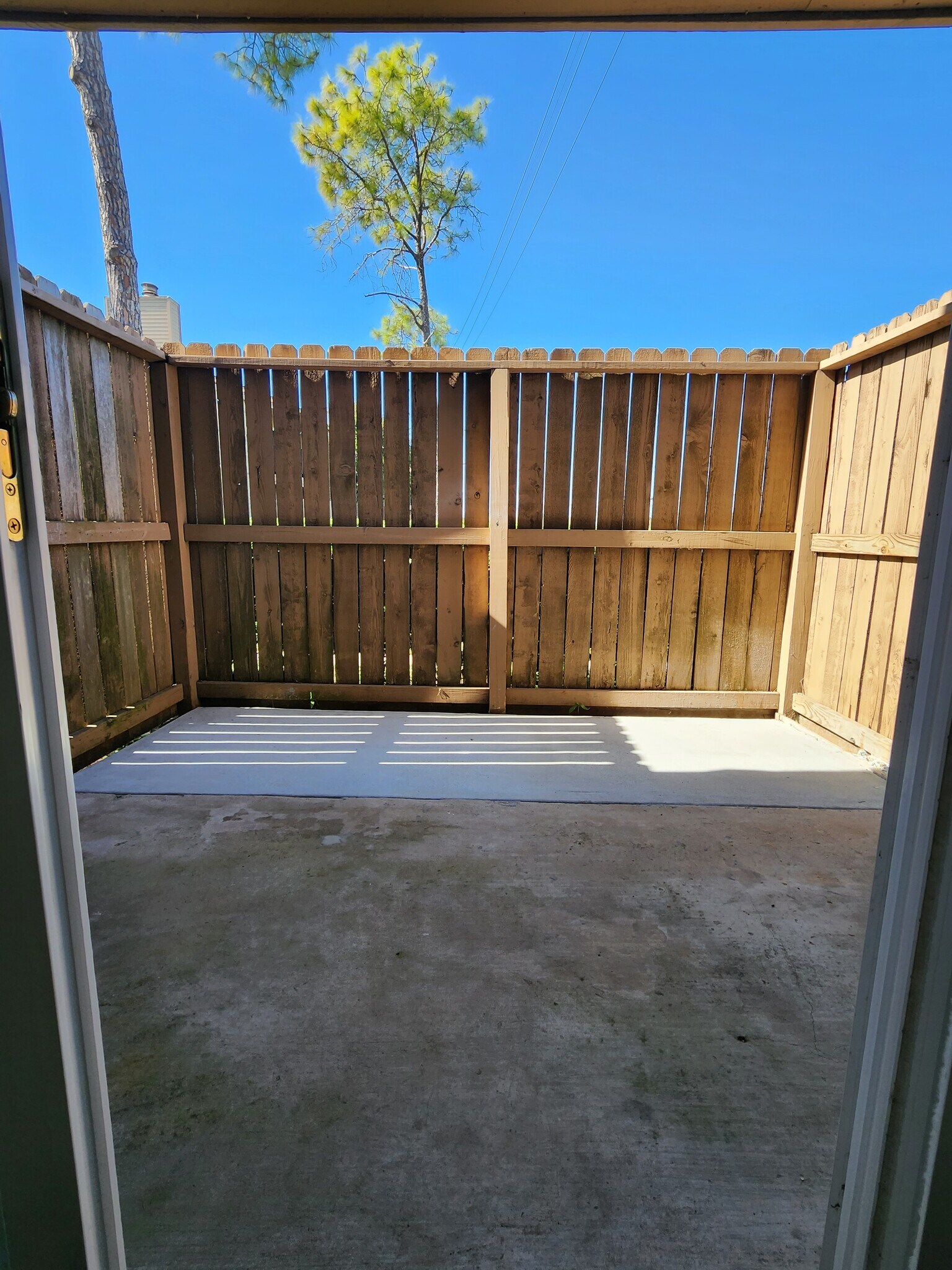 Building Photo - 10555 Turtlewood Ct