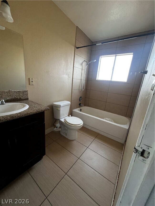 Building Photo - 2752 Eldora Cir