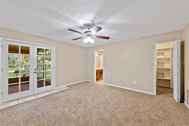 Building Photo - 525 Garden Heights Dr