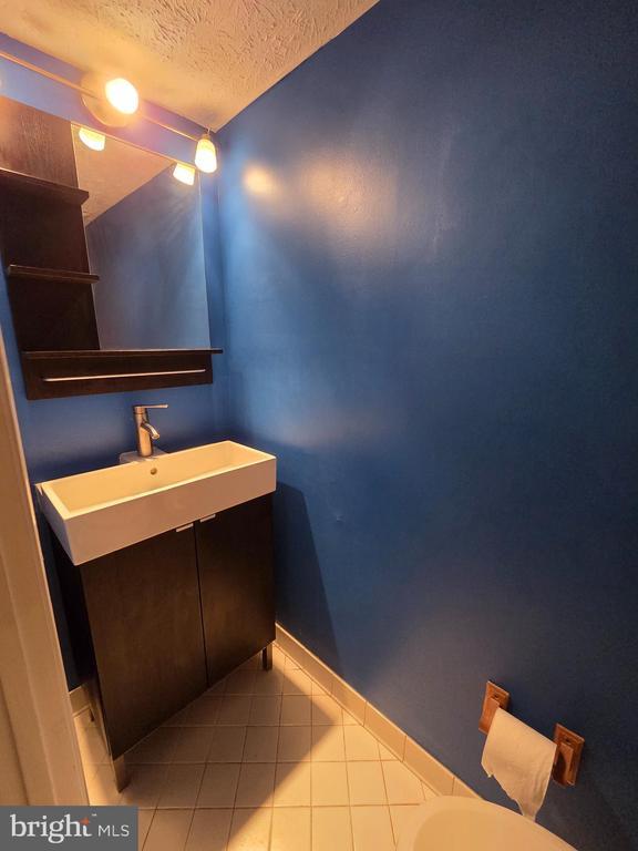 Building Photo - 8332 Rocky Forge Ct