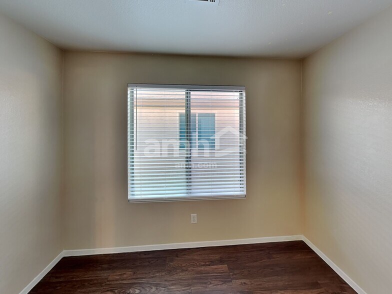 Building Photo - 4430 Blue Mist Ct