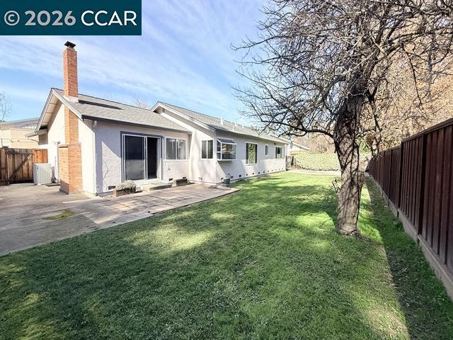 Building Photo - 2321 Talavera Dr