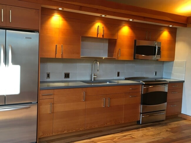 Building Photo - Live Sustainably with Mountain Views at De...