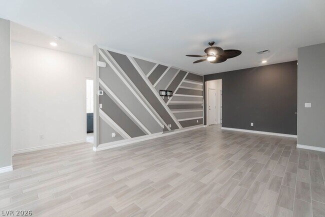 Building Photo - 8243 Vino Merlot Ave