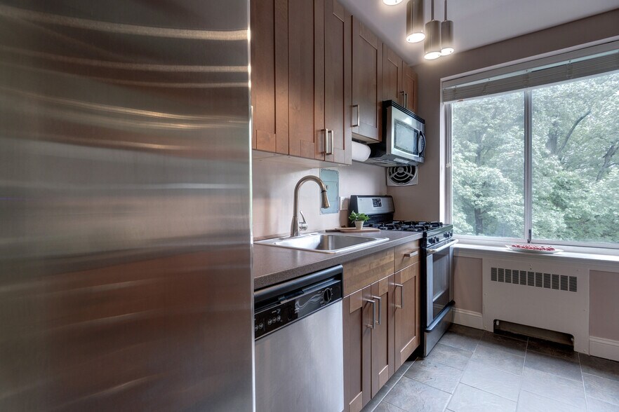Kitchen with a View - 4100 W St NW