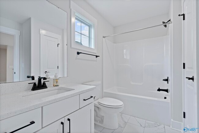 Building Photo - 6605 Waxwood Dr