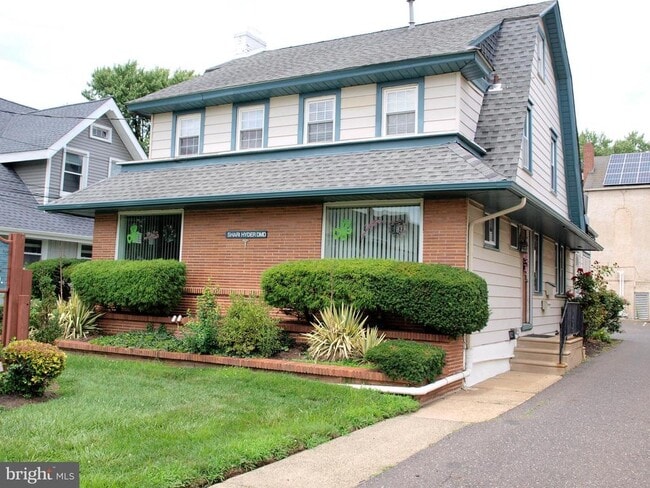 Building Photo - 407 White Horse Pike