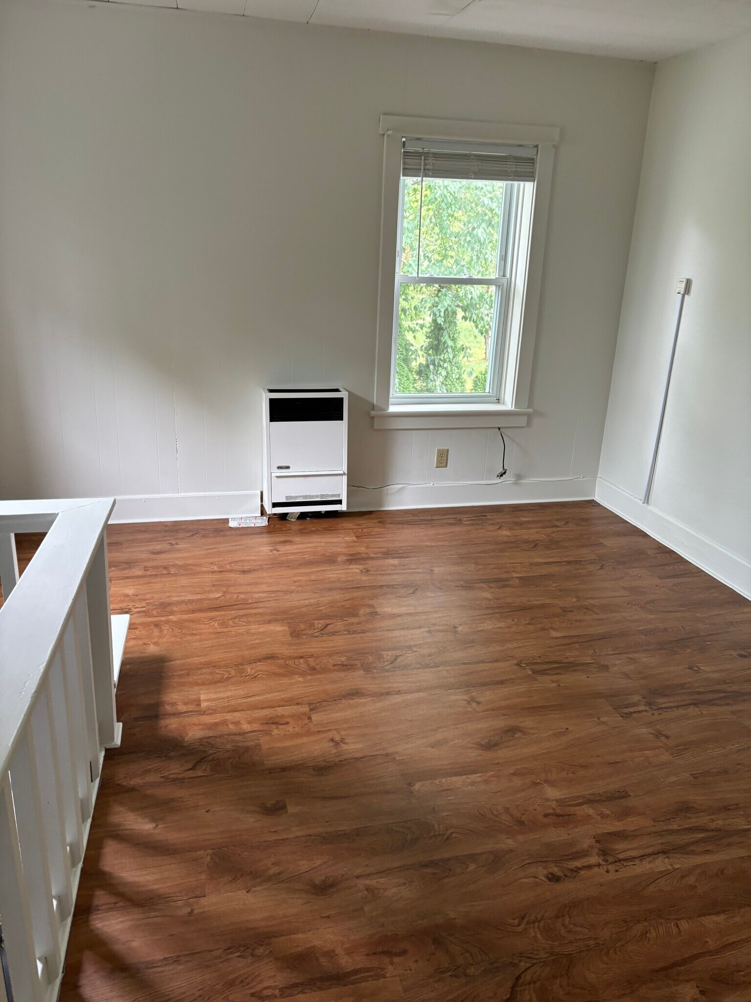 Building Photo - 237 M Aly