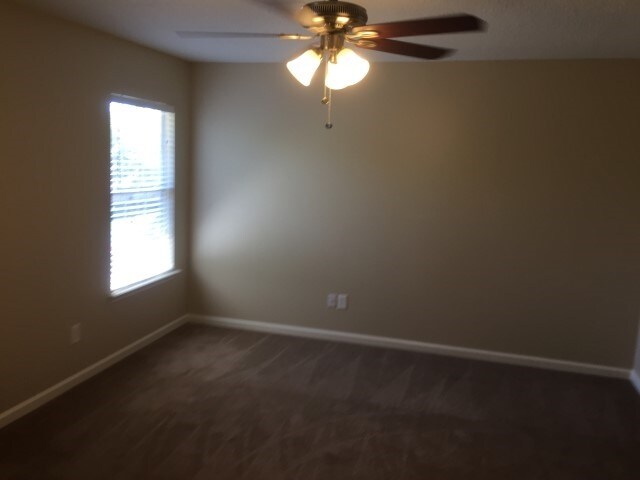 Building Photo - 3631 Silver Bluff Blvd