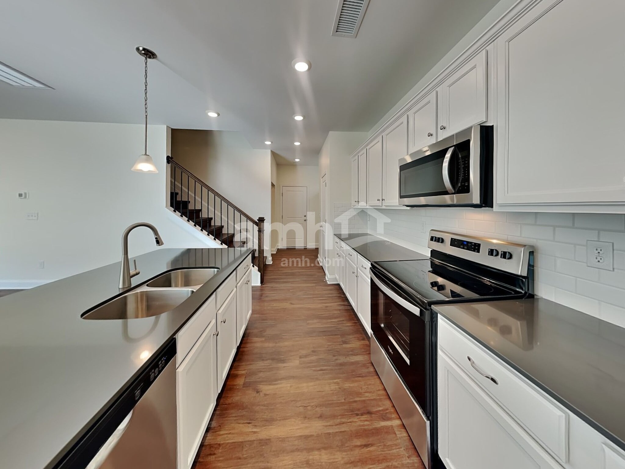 Building Photo - 7318 Garrett Ct