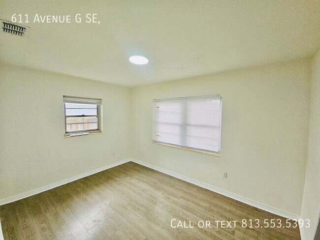 Building Photo - 611 Ave G SE