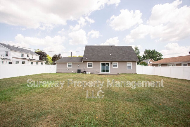 Building Photo - 49 Granite Ln