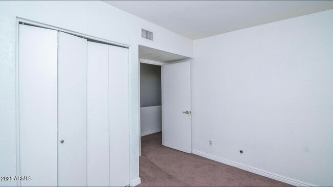 Building Photo - 6302 N 64th Dr