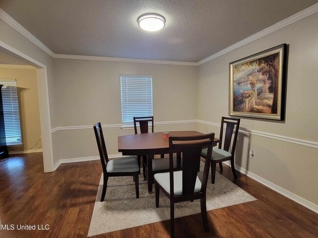 Building Photo - 2589 Santa Rosa Cove