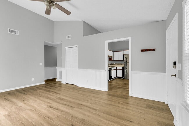 Building Photo - Location, Space and convenience at this adorable home.