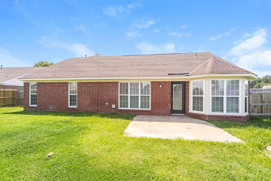 Building Photo - 6708 Kentbrook Dr