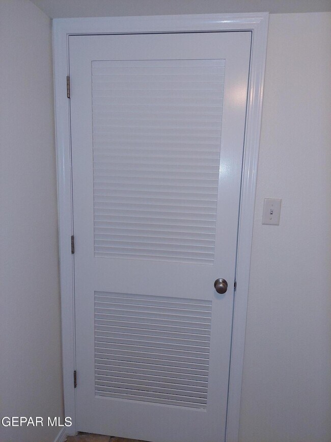 Building Photo - 11236 Horse Ranch St